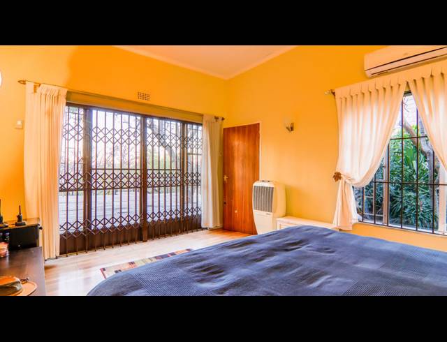6 BEDROOM LODGE FOR SALE IN SCHURVEBERG AH